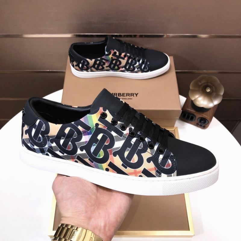 Burberry Low Shoes